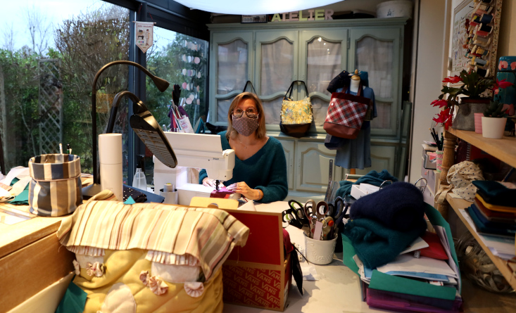 Isabelle Trovato, Du fil au trésor, couturière à Saint-germain-les-Corbeil. Photo LC-M'Essonne