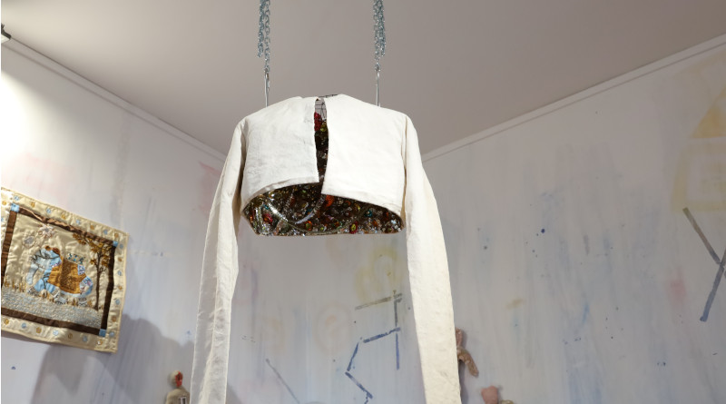 "La camisole" de Franck Claudon cache le trésor intérieur. Photo LC-M'Essonne