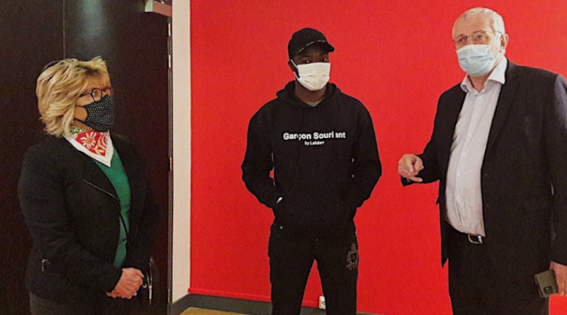 Le rappeur Häs Copperfield a tournée un clip au cinéma Le calypso à Viry-Châtillon. Crédit photo mairie de Viry-Châtillon