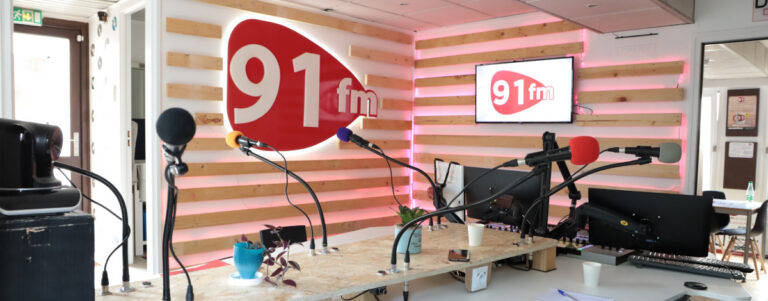 Studio webradio FM91 à Chilly-Mazarin en Essonne. Photo LC-M'Essonne