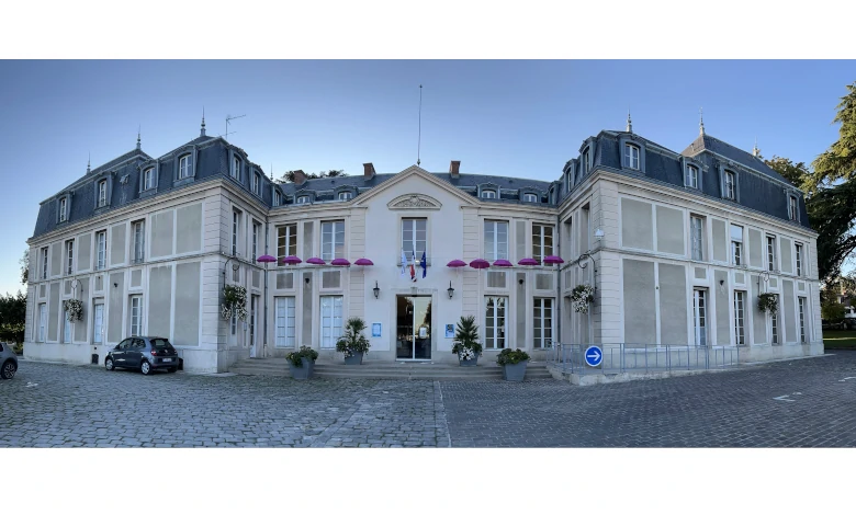 Vue depuis la mairie d'Epinay-sur-Orge (Essonne) par Jo Eterno.
