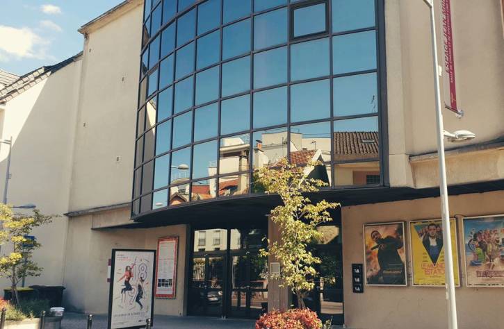 Salle Lino Ventura